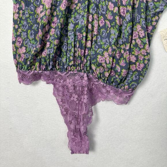 Free People Bare It All Bodysuit Womens Small Floral Lace Shoulder Ties NWT - Picture 6 of 14